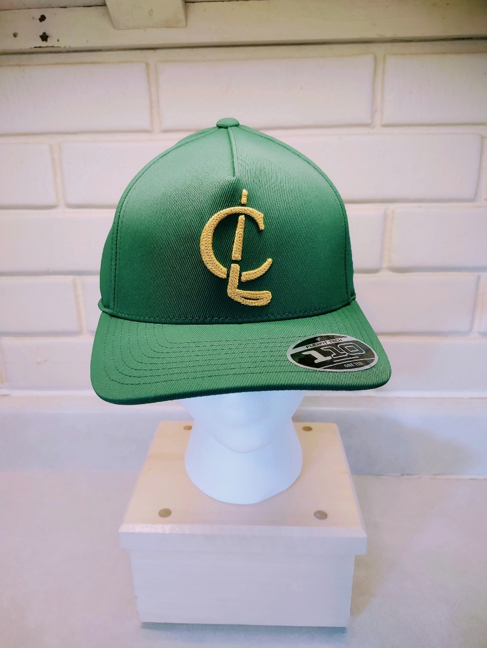 LIV GOLF CLEEKS BASEBALL SNAPBACK GREEN WITH GOLD STITCHED LOGO HAT MEN'S OS